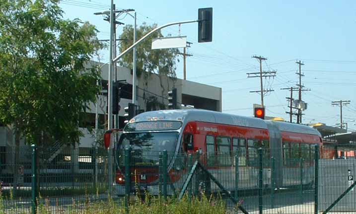 LA Metro NABI 60-BRT Rapid on Orange Line